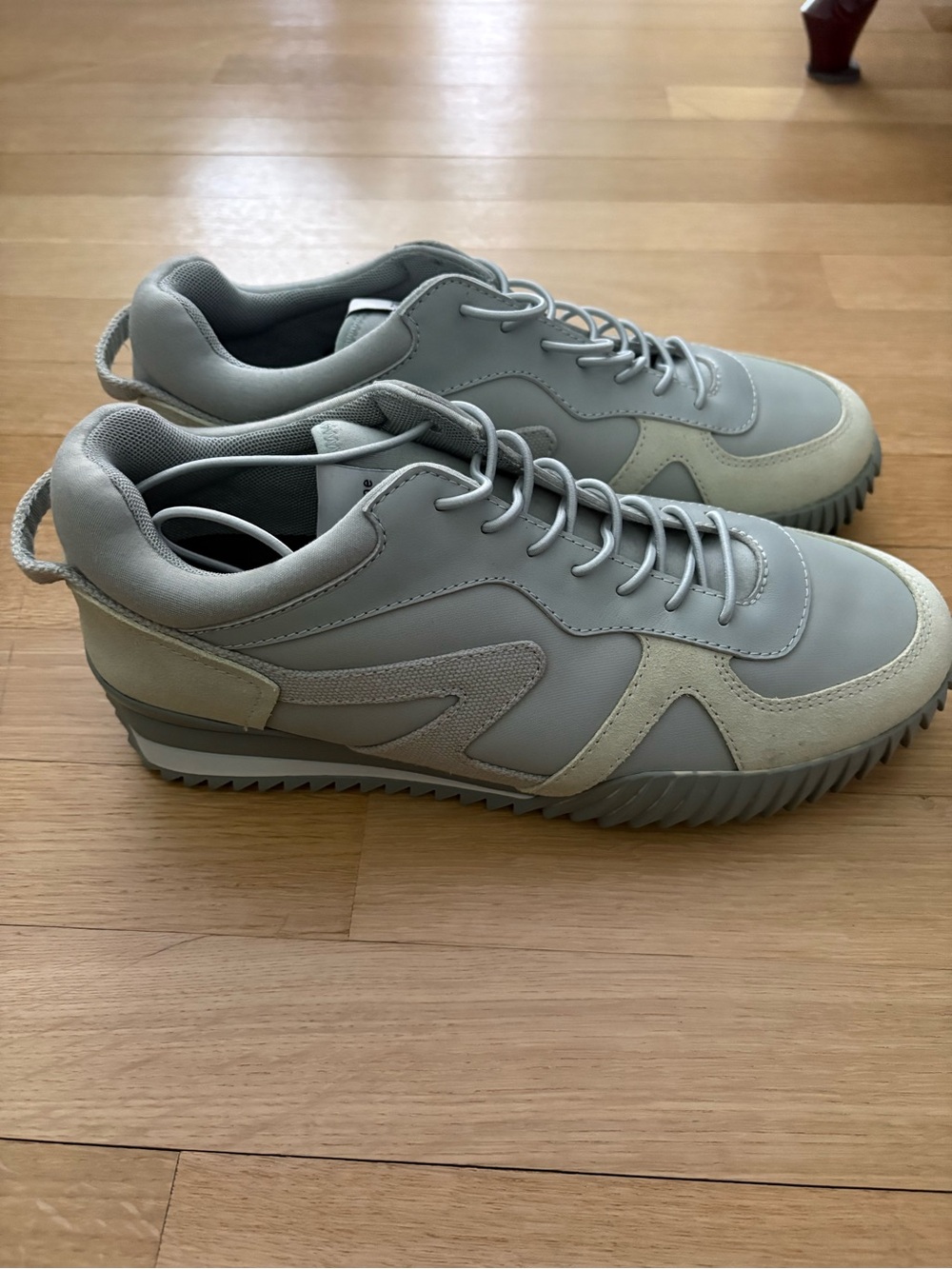 rag & bone Women’s Low-Top Sneakers in Light Gray and Cream
